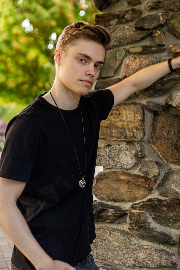 Dating Portrait example