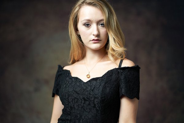 Dating Portrait example