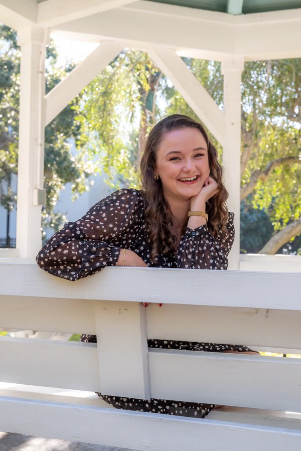 Dating Portrait example