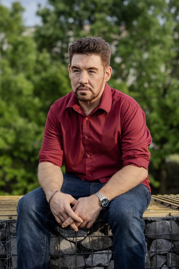 Dating Portrait example